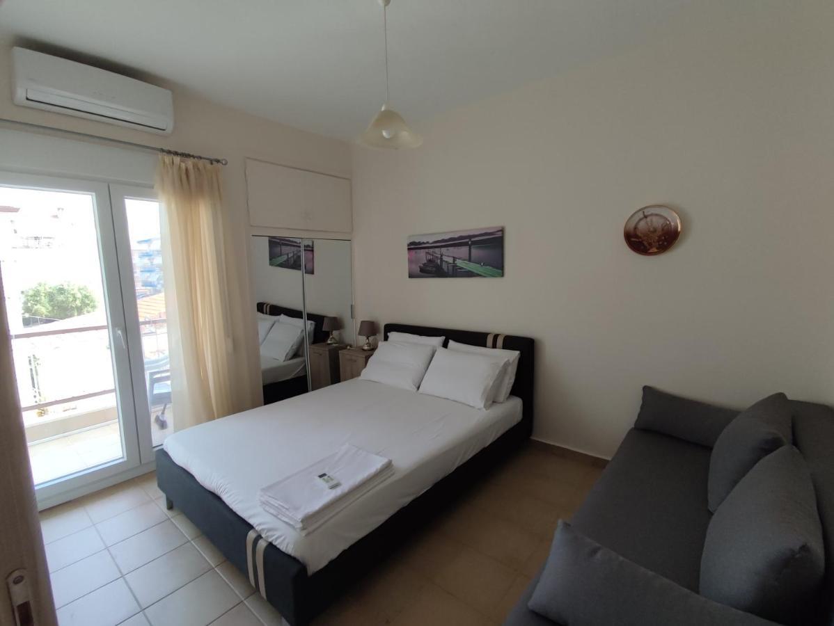 Eirini'S Place Nea Kallikrateia Kültér fotó